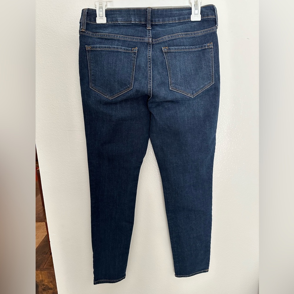 Old Navy Rockstar Mid Rise Skinny Jeans Size 8 Short - Picture 2 of 5